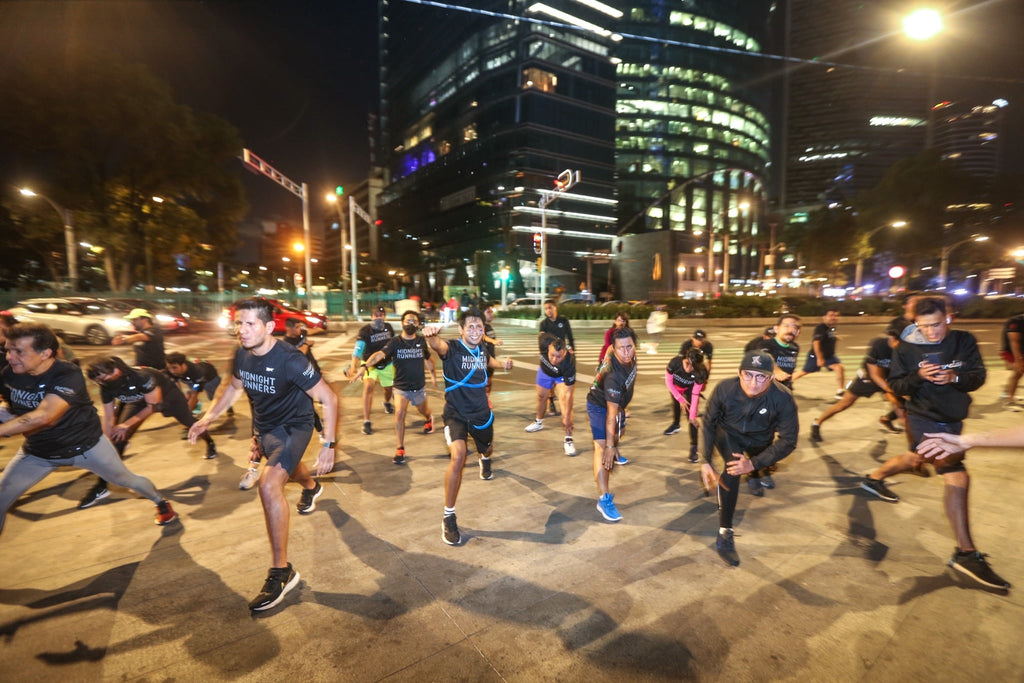 Salir a correr de noche en la CDMX es seguro? Este club de runners lo hace posible